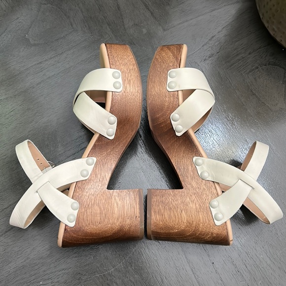 Sam Edelman - Josefine Platform in Ivory - Picture 6 of 11